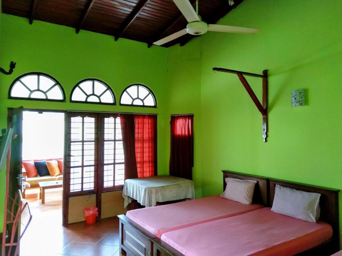 Kandyan Feel Free Homestay Exterior photo